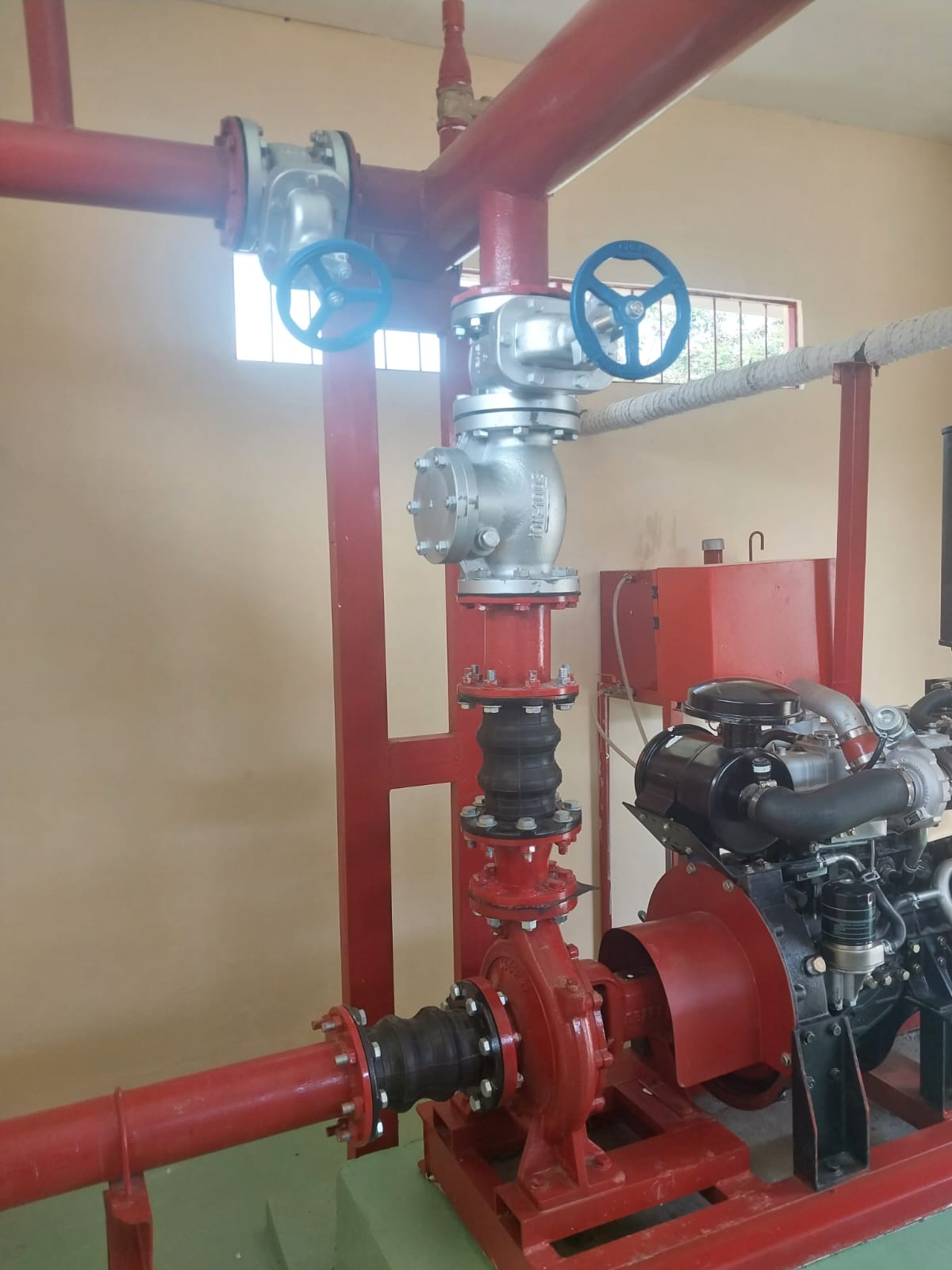 instalasi fire hydrant system