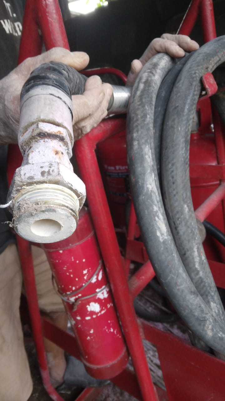 Refill / Isi Ulang Alat Pemadam Api di PLN Gilimanuk